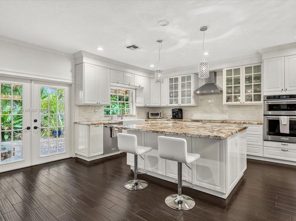 13000 NW 5th St, Plantation FL 33325