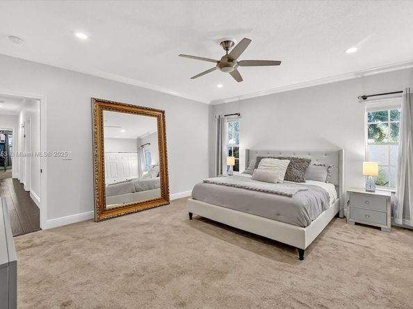 13000 NW 5th St, Plantation FL 33325