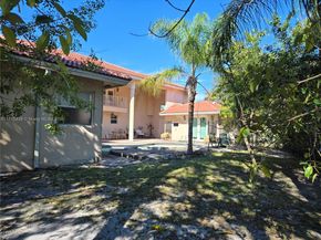 4956 Rothschild Dr, Coral Springs FL 33067