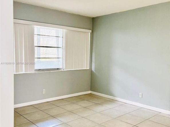 1333 E Hallandale Beach Blvd 134, Hallandale Beach FL 33009