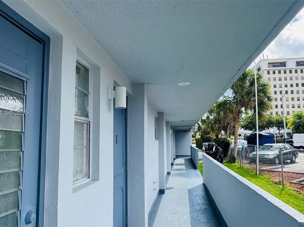 1333 E Hallandale Beach Blvd 134, Hallandale Beach FL 33009