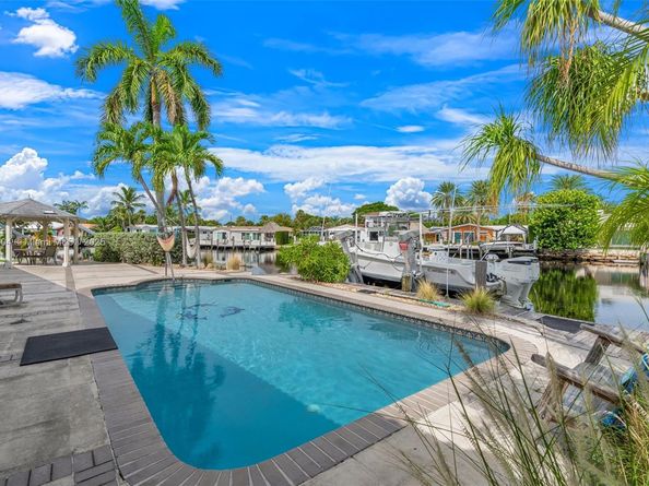 2401 Fryer Pt, Fort Lauderdale FL 33305