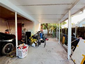 4910 NW 173rd St, Miami Gardens FL 33055