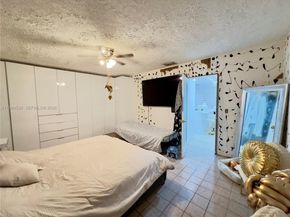 4910 NW 173rd St, Miami Gardens FL 33055