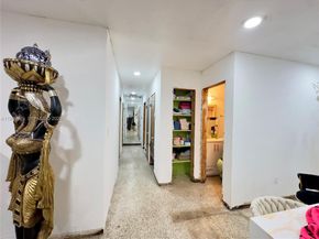 4910 NW 173rd St, Miami Gardens FL 33055