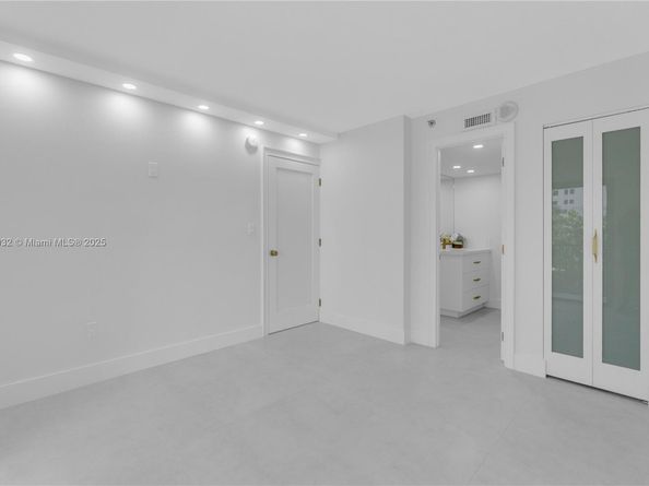 1201 S Ocean Dr 507S, Hollywood FL 33019