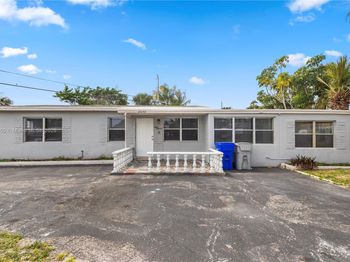 2649 NE 14th Ter