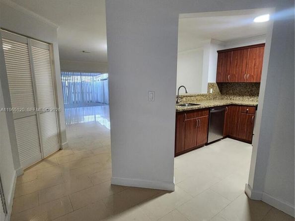 6485 SW 129th Ave, Miami FL 33183