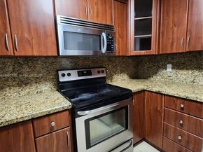 6485 SW 129th Ave, Miami FL 33183