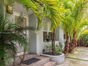232 NW 59th St, Miami FL 33127