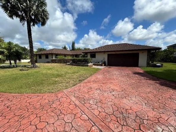 11799 Bailes Rd, Miami FL 33170