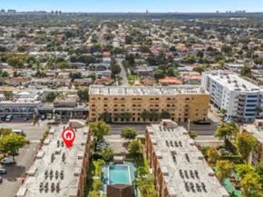 4841 NW 7th St 2034, Miami FL 33126