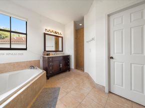 984 NW 104th Ave, Miami FL 33172