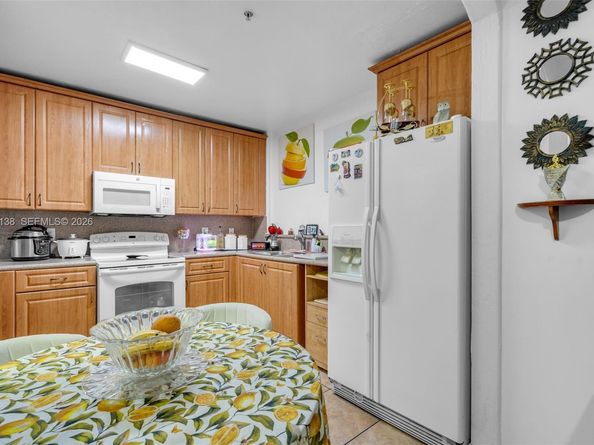 8031 W 36th Ave 1, Hialeah FL 33018