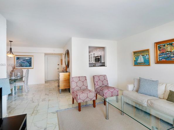 145 SE 25th Rd 702, Miami FL 33129