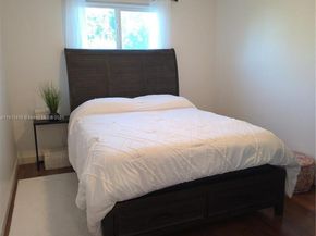 2726 NW 68th Ave, Margate FL 33063