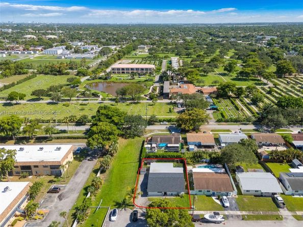 7100 Mcclellan St, Hollywood FL 33024