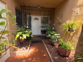 1651 SW 120th Ave, Pembroke Pines FL 33025