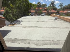1651 SW 120th Ave, Pembroke Pines FL 33025