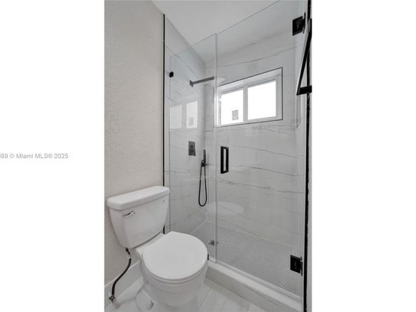 21021 NE 13th Pl, Miami FL 33179