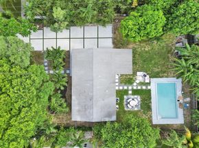 21021 NE 13th Pl, Miami FL 33179