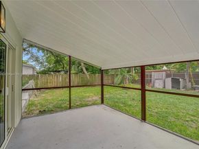 21021 NE 13th Pl, Miami FL 33179