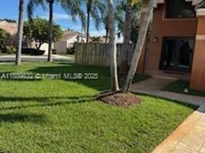 10526 SW 14th Ct, Pembroke Pines FL 33025