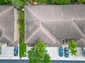 365 SW 122nd Ave, Pembroke Pines FL 33025