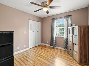 600 SW 67th Ave, Pembroke Pines FL 33023