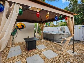 600 SW 67th Ave, Pembroke Pines FL 33023