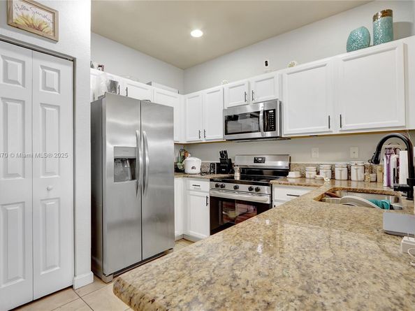 338 NE 37th Ave, Homestead FL 33033