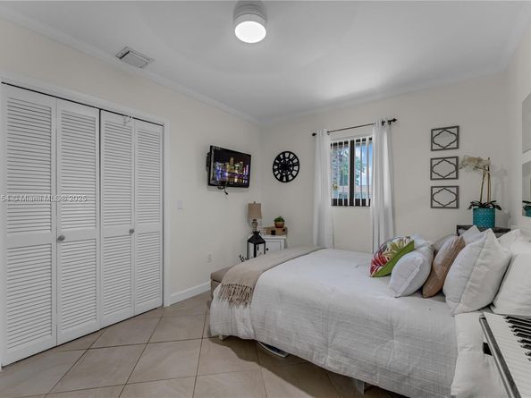 1760 NW 12th Ave, Homestead FL 33030