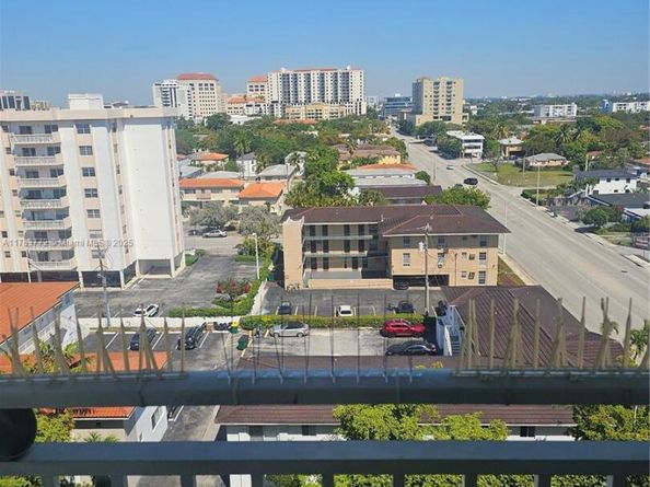 50 Menores Ave 828, Coral Gables FL 33134