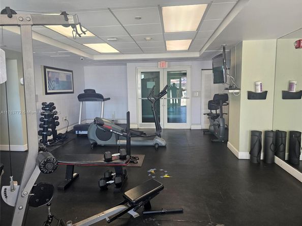 50 Menores Ave 828, Coral Gables FL 33134
