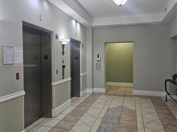 50 Menores Ave 828, Coral Gables FL 33134