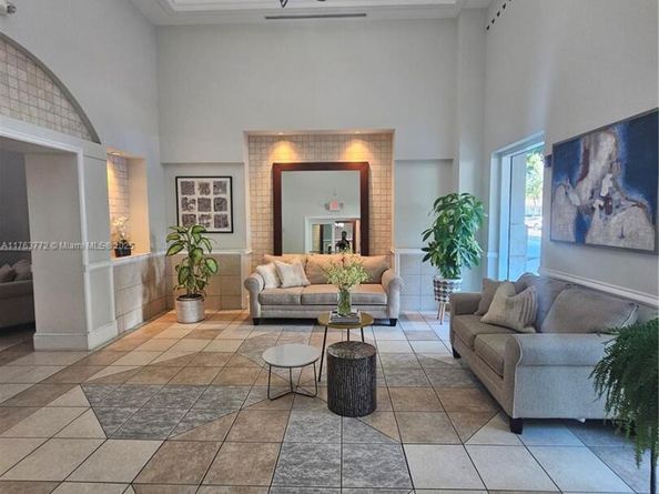 50 Menores Ave 828, Coral Gables FL 33134