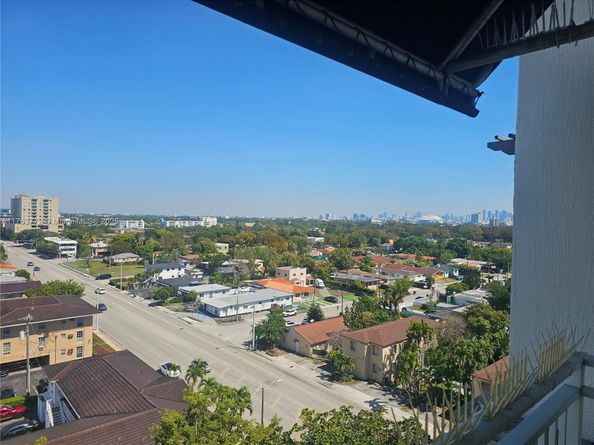 50 Menores Ave 828, Coral Gables FL 33134