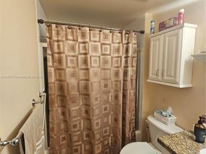 50 Menores Ave 828, Coral Gables FL 33134