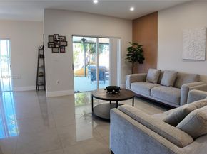 2558 NE 41st Ave, Homestead FL 33033