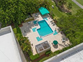 16300 Golf Club Rd 411, Weston FL 33326
