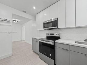 3800 SW 31st Ct, West Park FL 33023