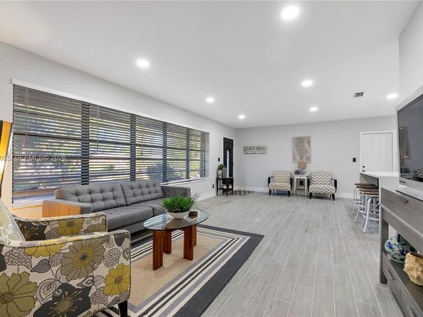 510 E Acre Dr, Plantation FL 33317