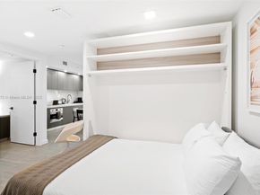 227 NE 2nd St 2512, Miami FL 33132