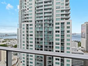 227 NE 2nd St 2512, Miami FL 33132