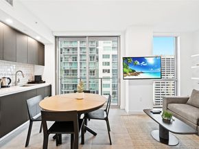 227 NE 2nd St 2512, Miami FL 33132