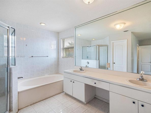 16122 SW 104th Ter, Miami FL 33196