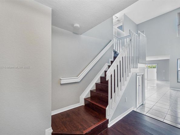 16122 SW 104th Ter, Miami FL 33196