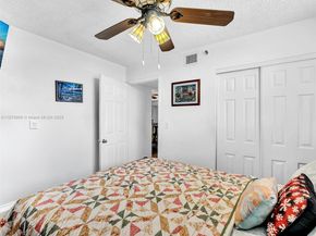546 SW 1st St 607, Miami FL 33130