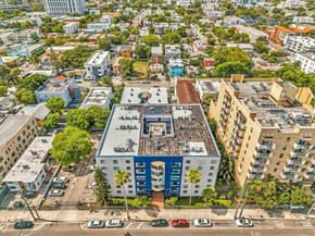 546 SW 1st St 607, Miami FL 33130