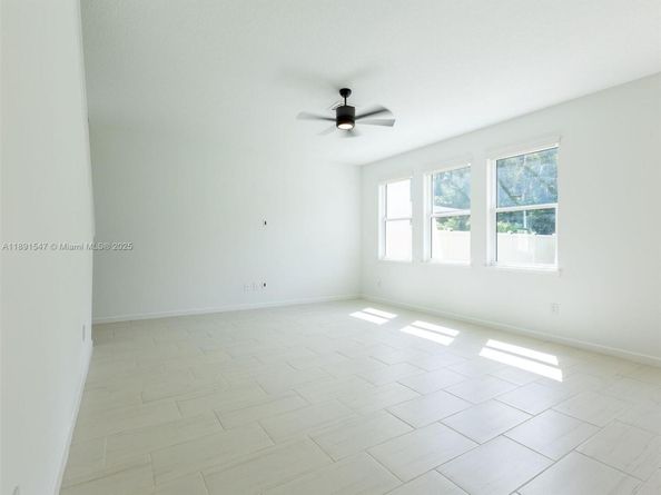 1837 Lake Cove Dr, Lake Worth FL 33460